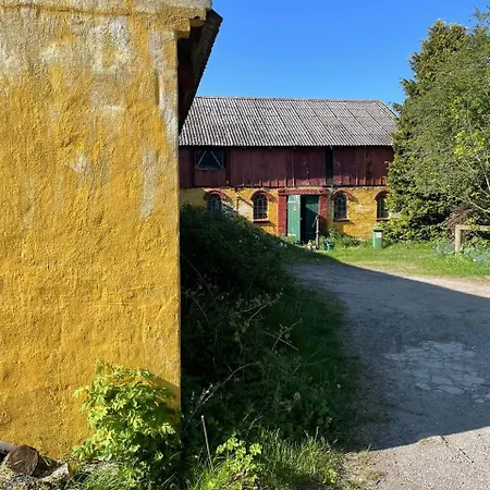 In Charming House On The Countryside Close To The Rønne